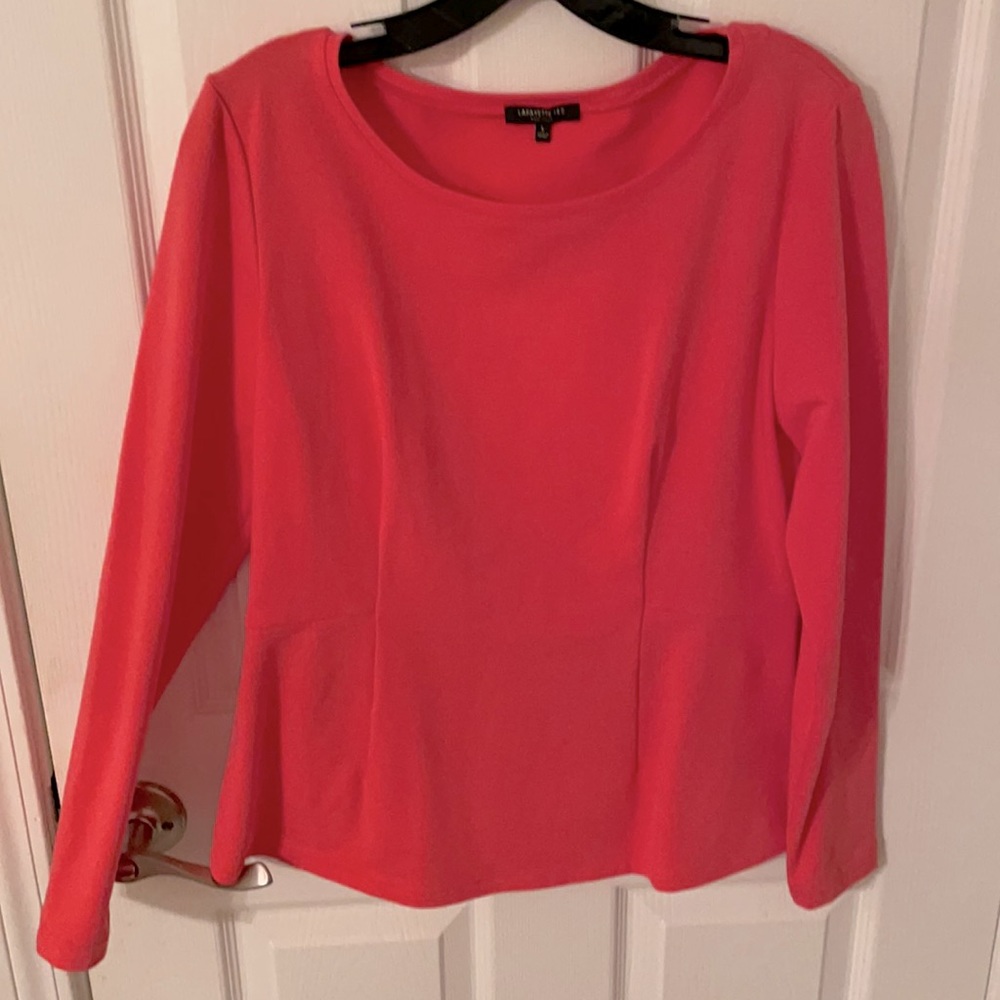 Coral long sleeved fitted top, stretchy,size L,$25